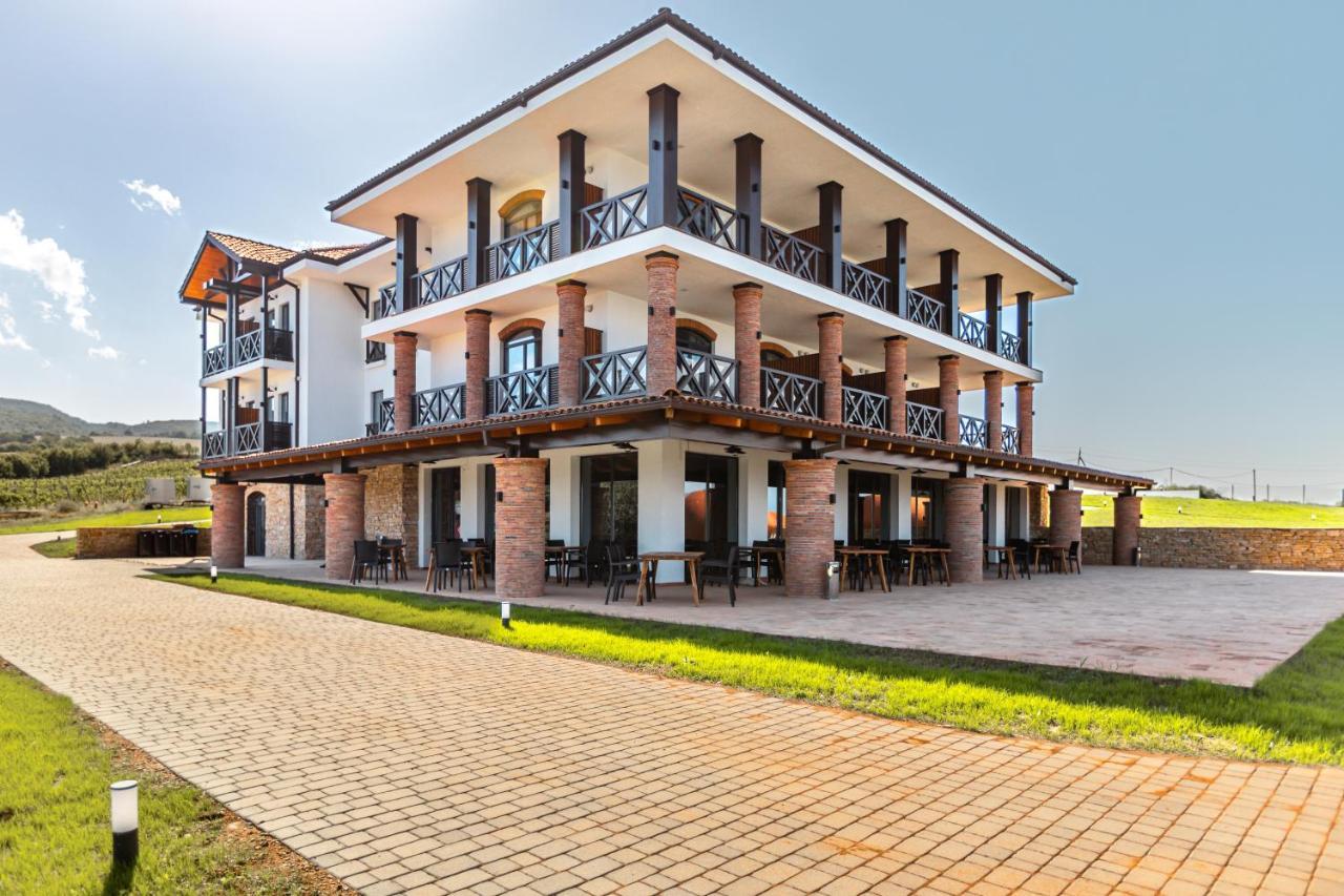 Hotel Qvevrebi Telavi Exteriér fotografie