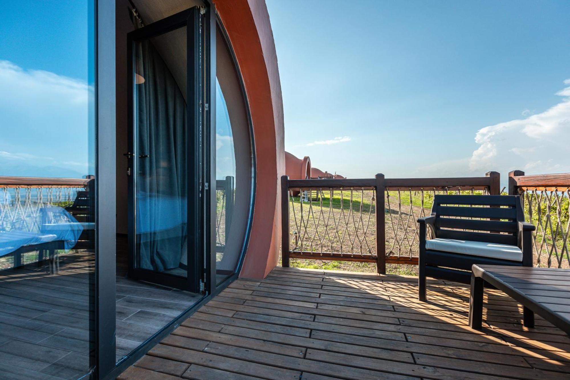 Hotel Qvevrebi Telavi Exteriér fotografie