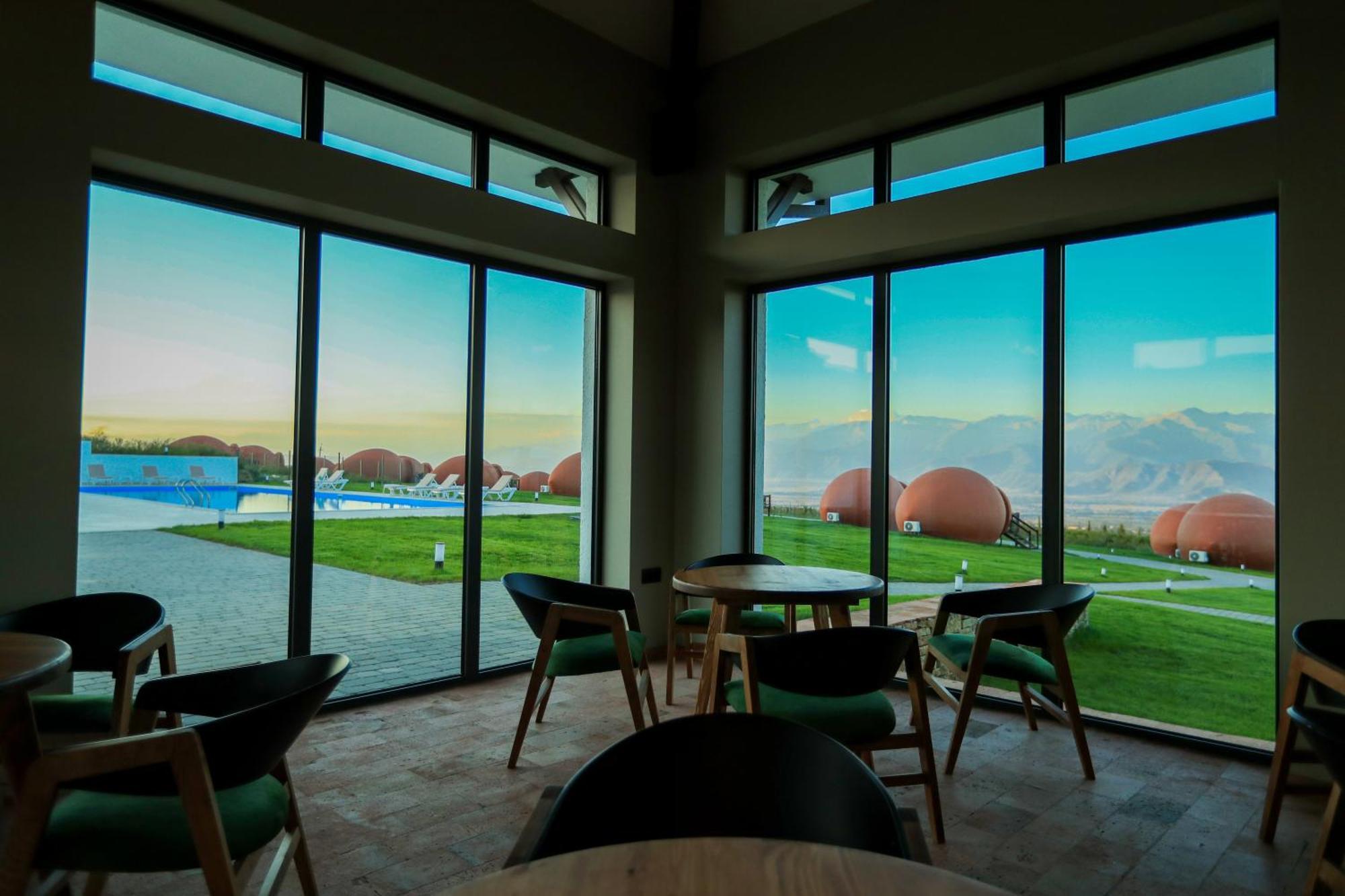 Hotel Qvevrebi Telavi Exteriér fotografie